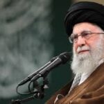رهبر معظم جي زندگي جا ڪجھ نمونا
